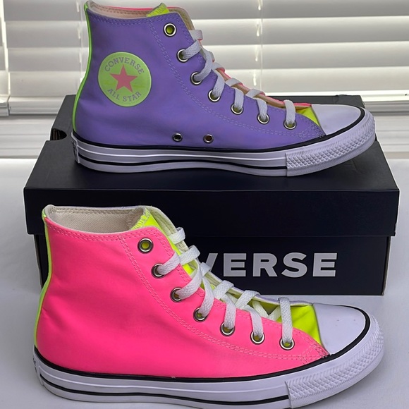 Converse Shoes - Like New Converse CTAS Electric Brush Neon/Block Women’s High-Top Size 8